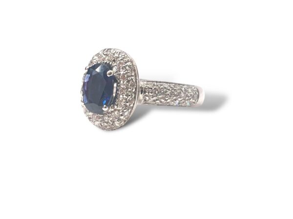 Anello zaffiro e brillanti - immagine 2