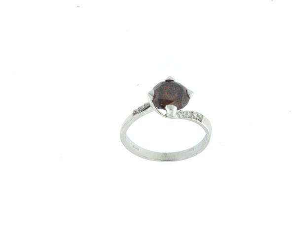 Anello con diamante brown 2,21ct