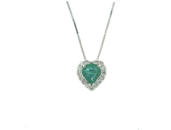 Collana a cuore smeraldo e diamanti