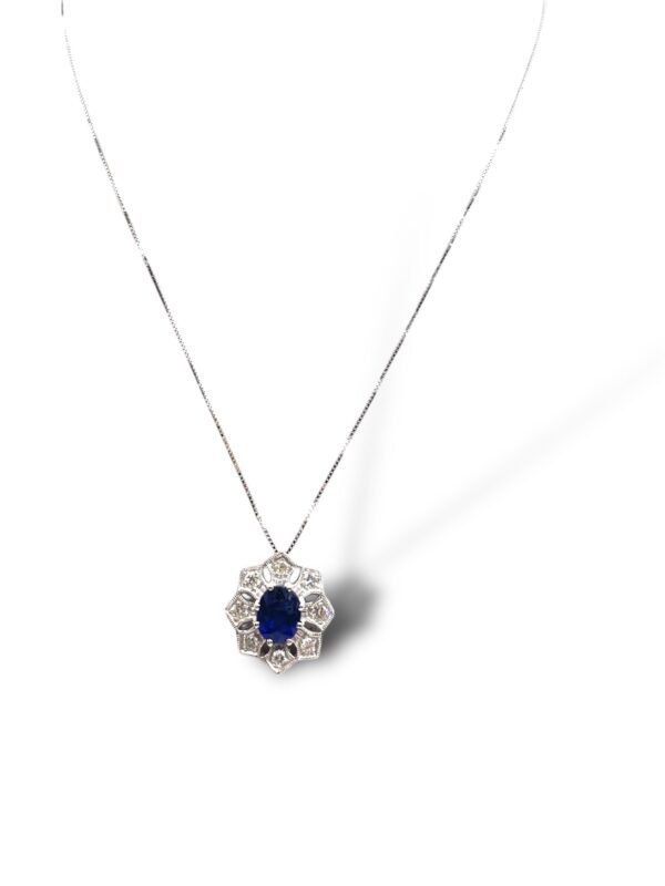 Collana pendente a fiore zaffiro e diamanti