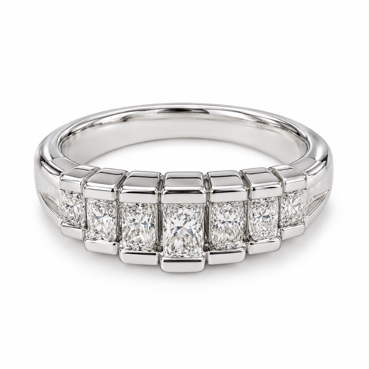 Anello riviera con diamanti ovali 0,44ct